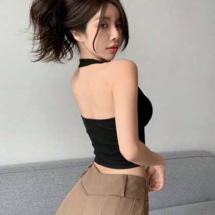 Sexy Halter Crop Festival Top – ท็อปฮาลเตอร์ครอปเซ็กซี่สำหรับเทศกาล