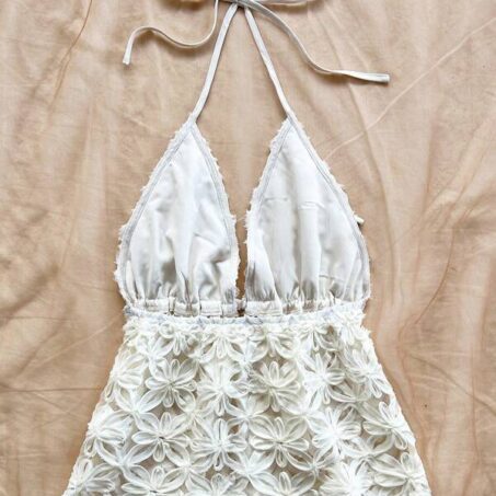 Floral Contrast Front Tie Tank – เสื้อกล้ามผูกหน้าลายดอกไม้คอนทราสต์